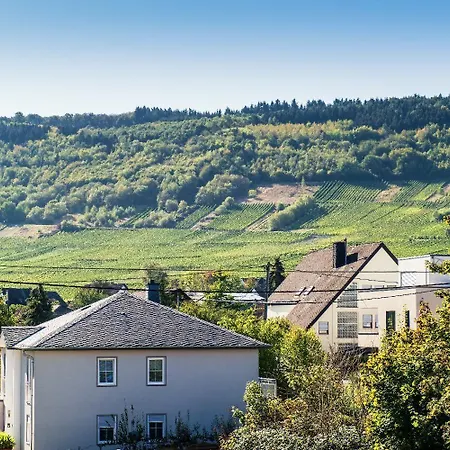 Weinhaus Weis Leiwen