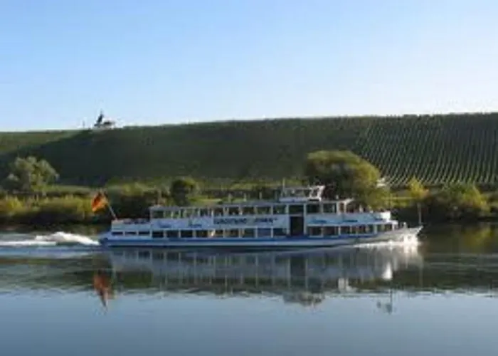 Weinhaus Weis Leiwen