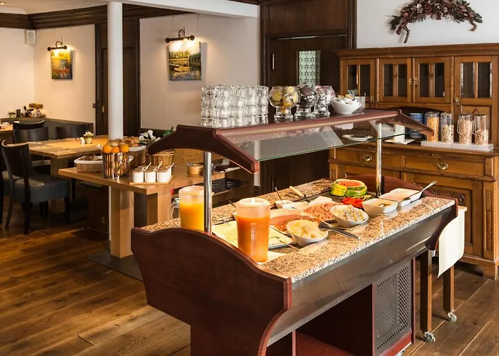 Weinhaus Weis Leiwen